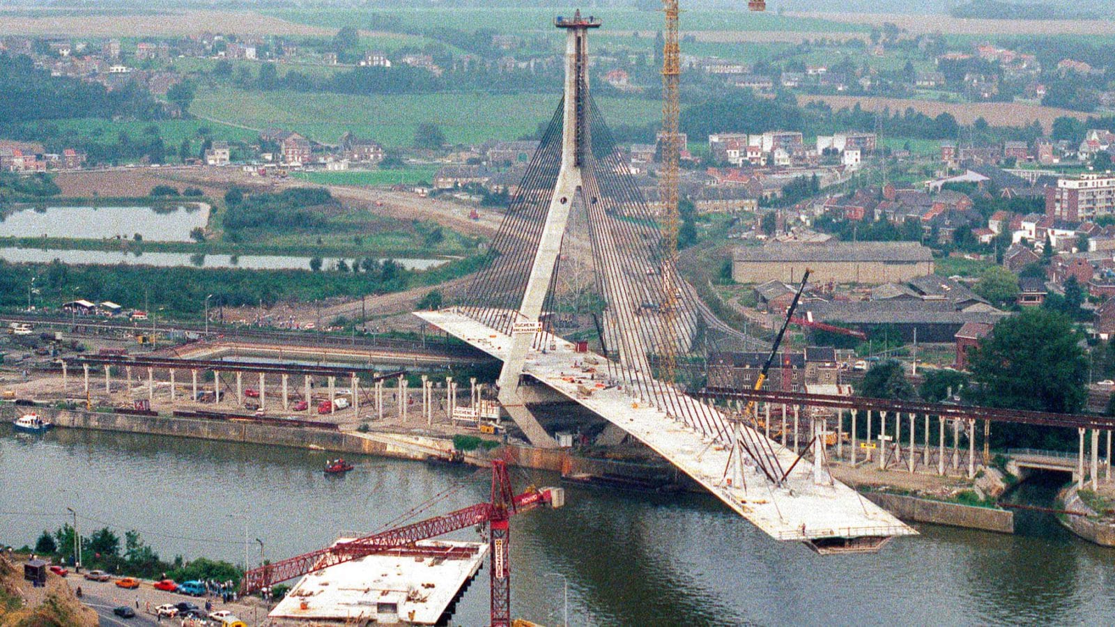 Bureau greisch Pont de BenAhin 30 ans déjà