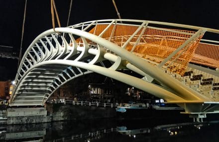 Une nouvelle passerelle piétonne à Thuin